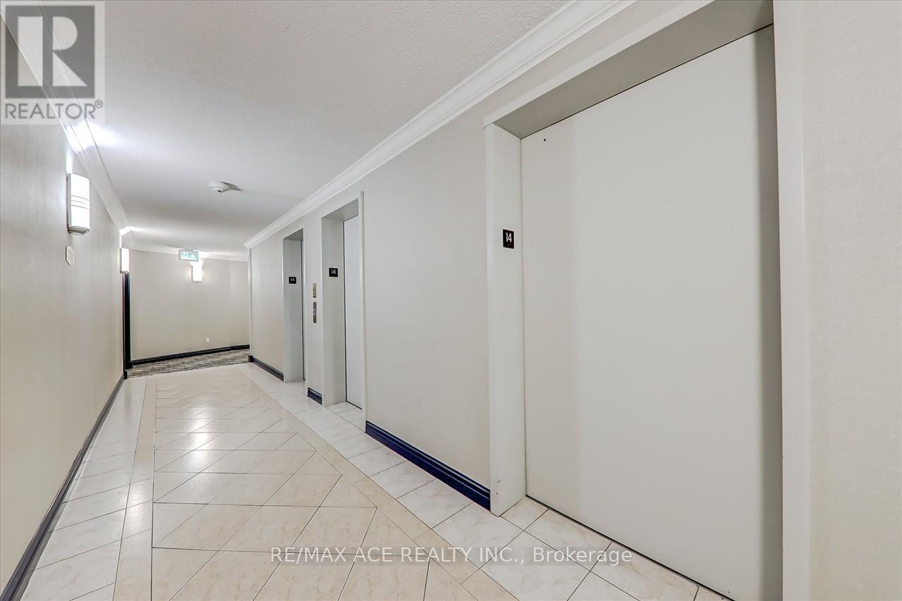 Photo 5 of 1403 330 Mccowan Road, Toronto ON