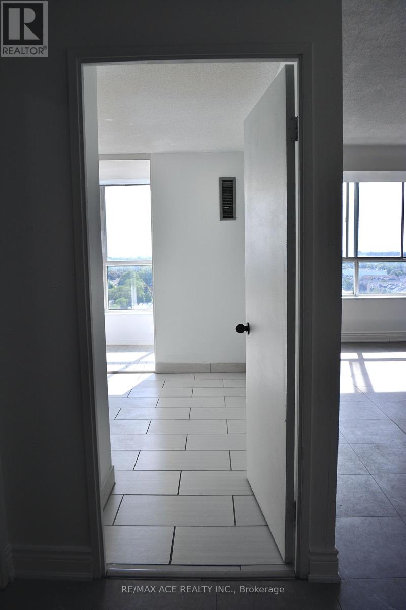 Photo 28 of 1403 330 Mccowan Road, Toronto ON