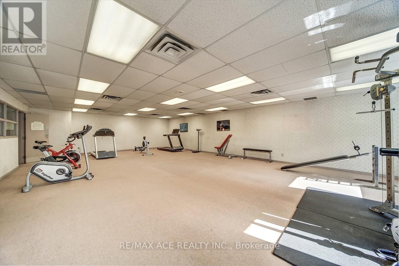Photo 2 of 1403 330 Mccowan Road, Toronto ON