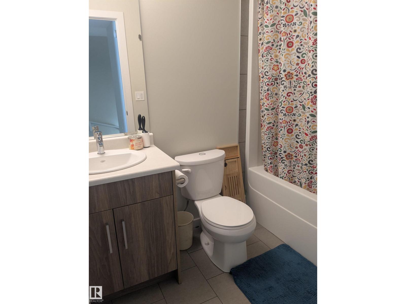 Photo 28 of 43 215 Saddleback Rd Nw, Edmonton AB