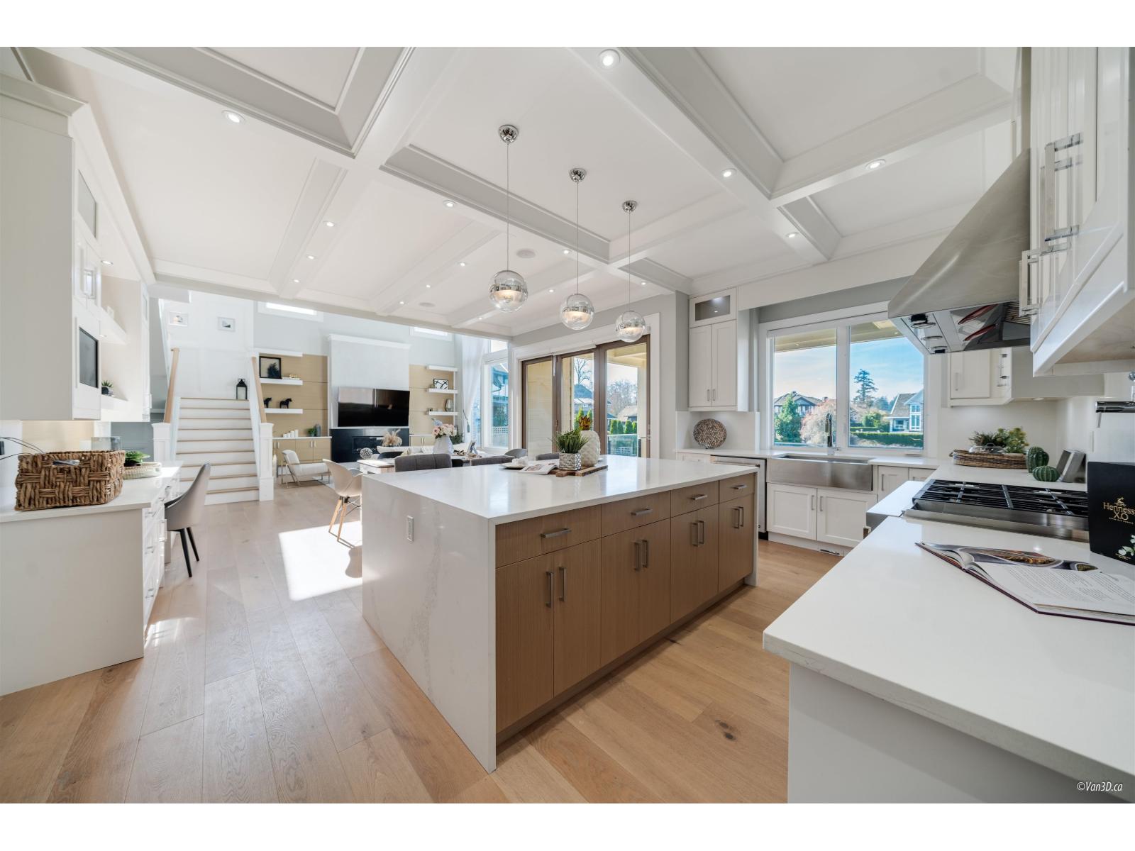 Photo 11 of 3863 159 A Street, Surrey BC