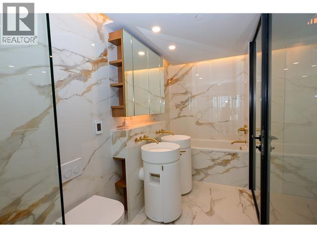Photo 18 of 2204 1033 Nelson Street, Vancouver BC