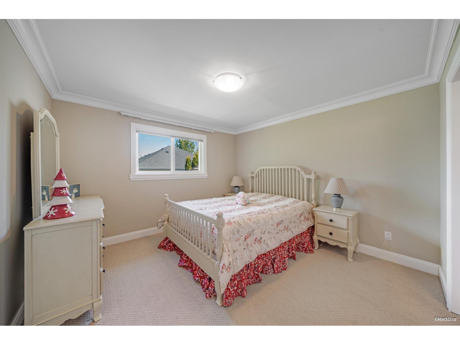 Photo 17 of 2255 135 A Street, Surrey BC