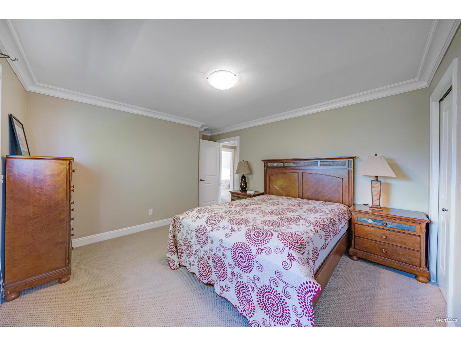 Photo 25 of 2255 135 A Street, Surrey BC