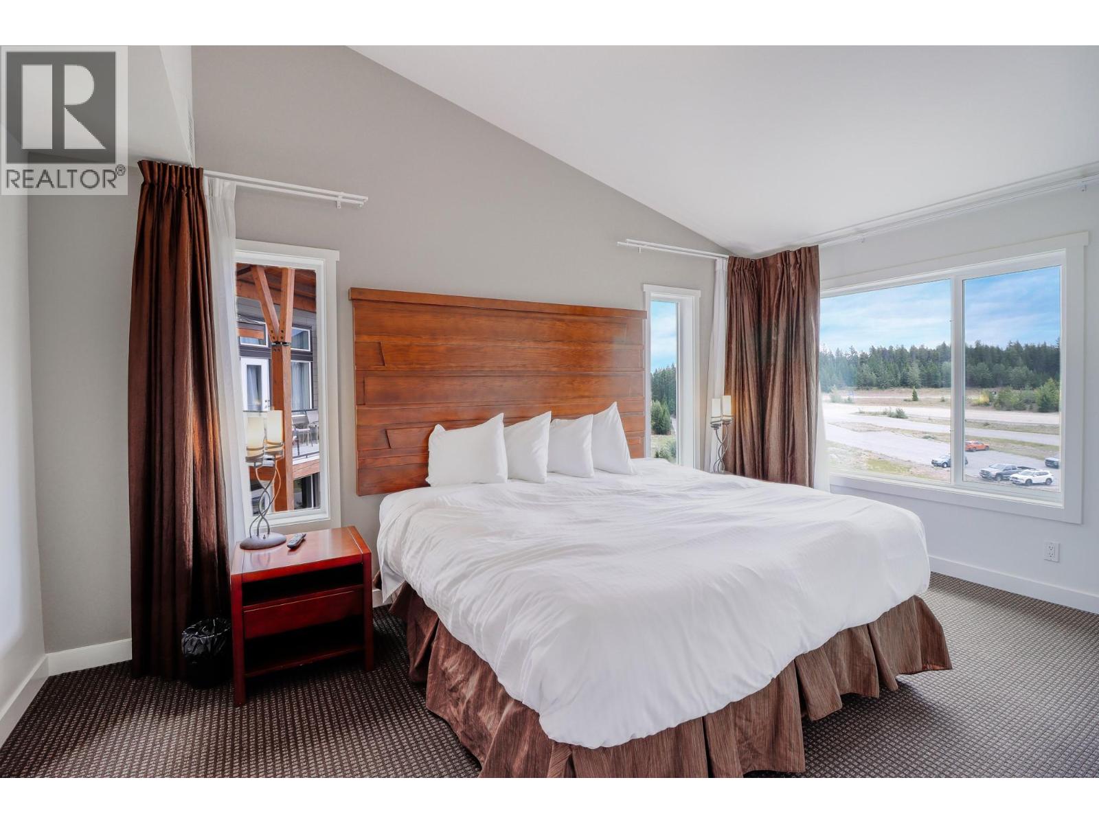 400 STEMWINDER Drive Unit# 414, Kimberley