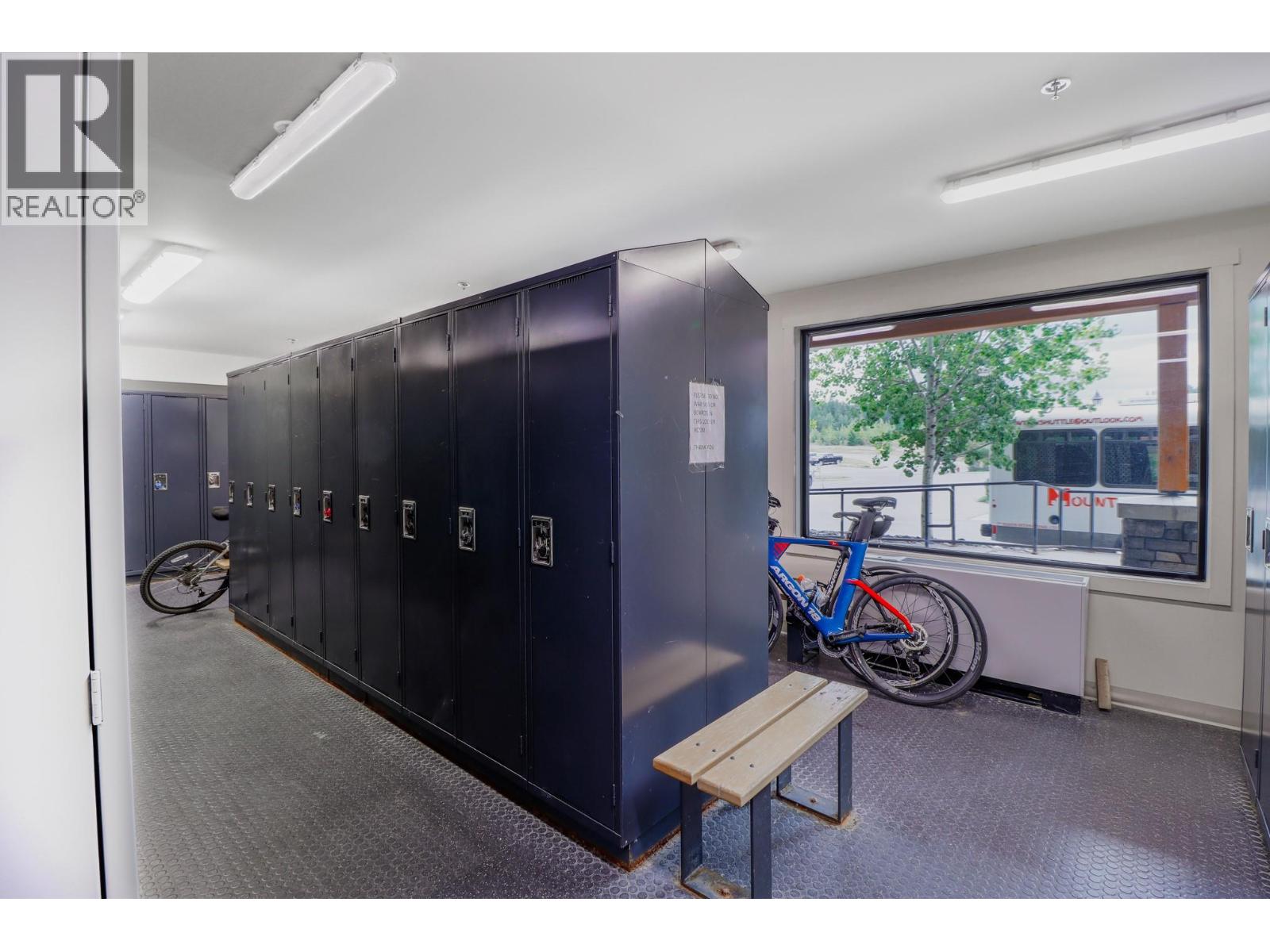 400 STEMWINDER Drive Unit# 414, Kimberley