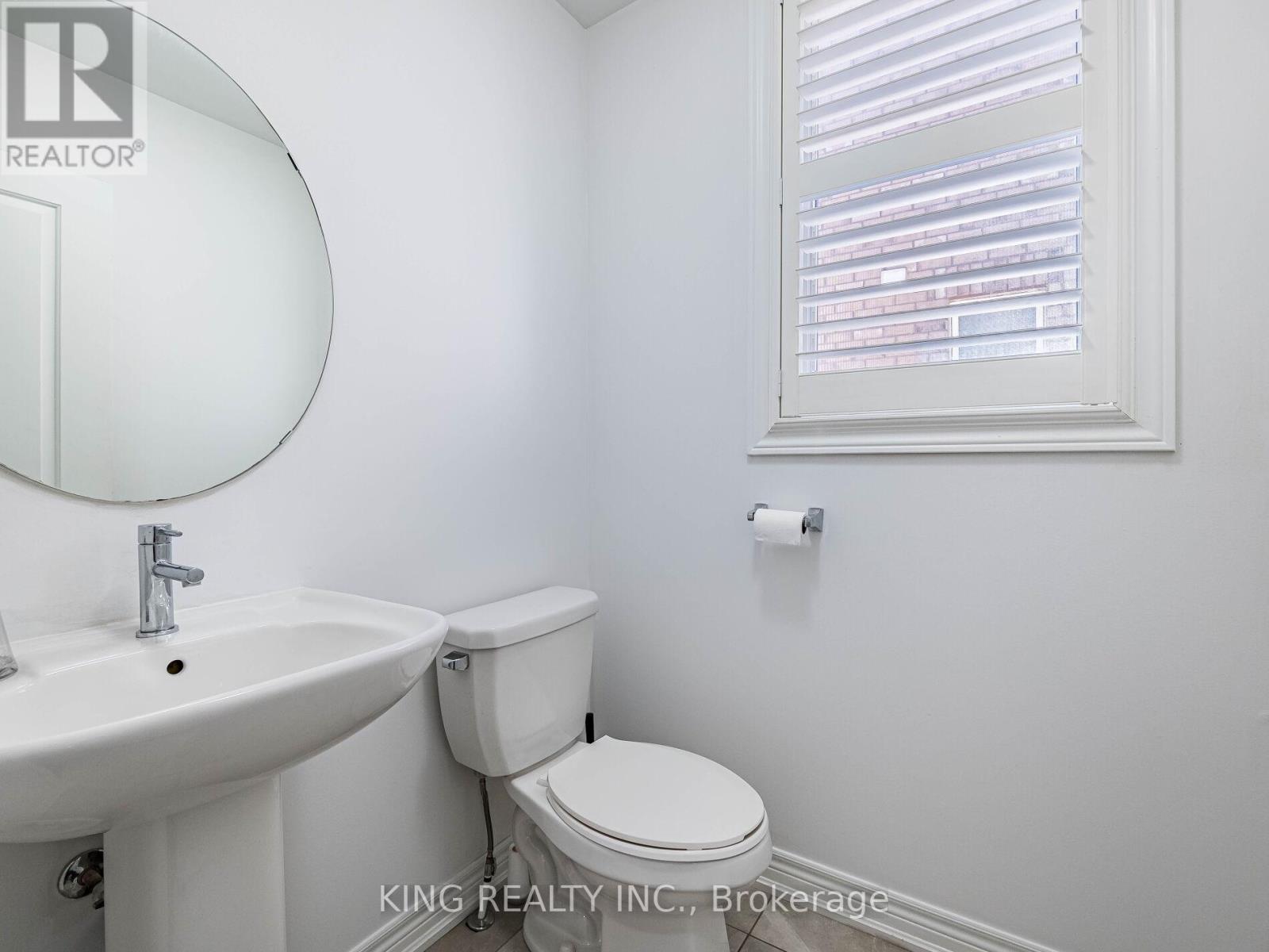 Photo 44 of 18 Ledger Point Crescent, Brampton ON