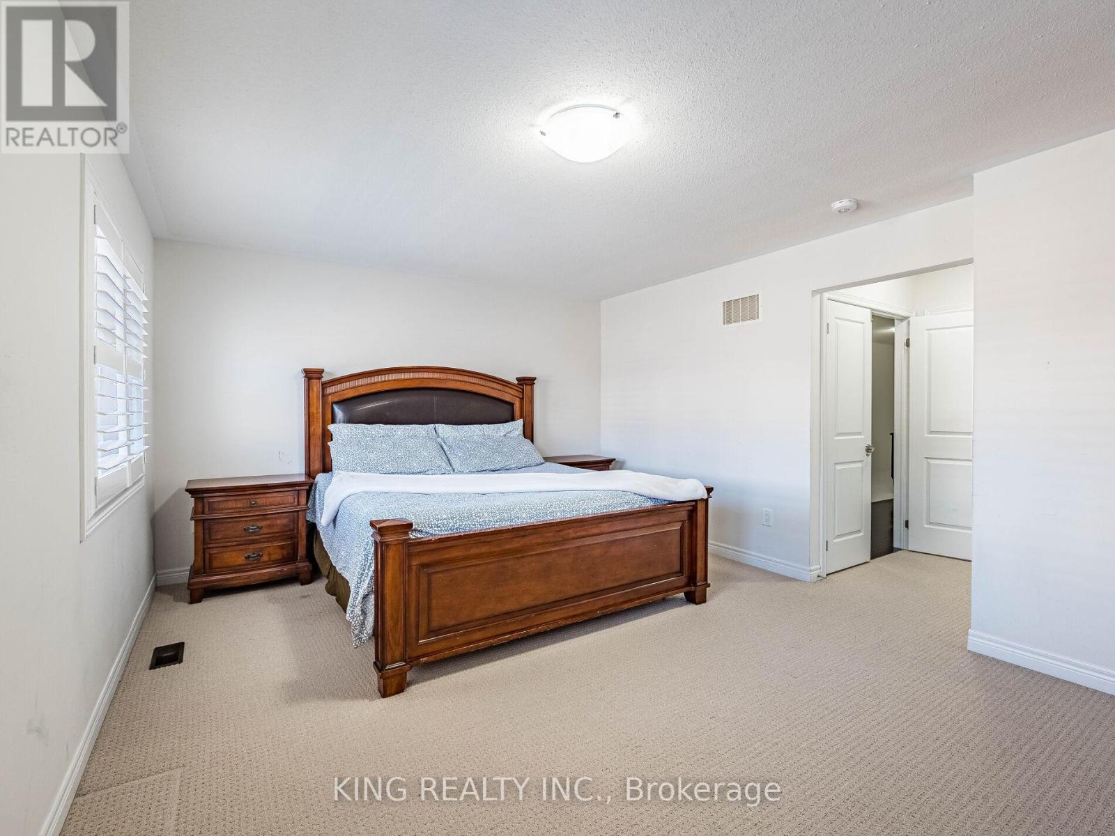Photo 19 of 18 Ledger Point Crescent, Brampton ON