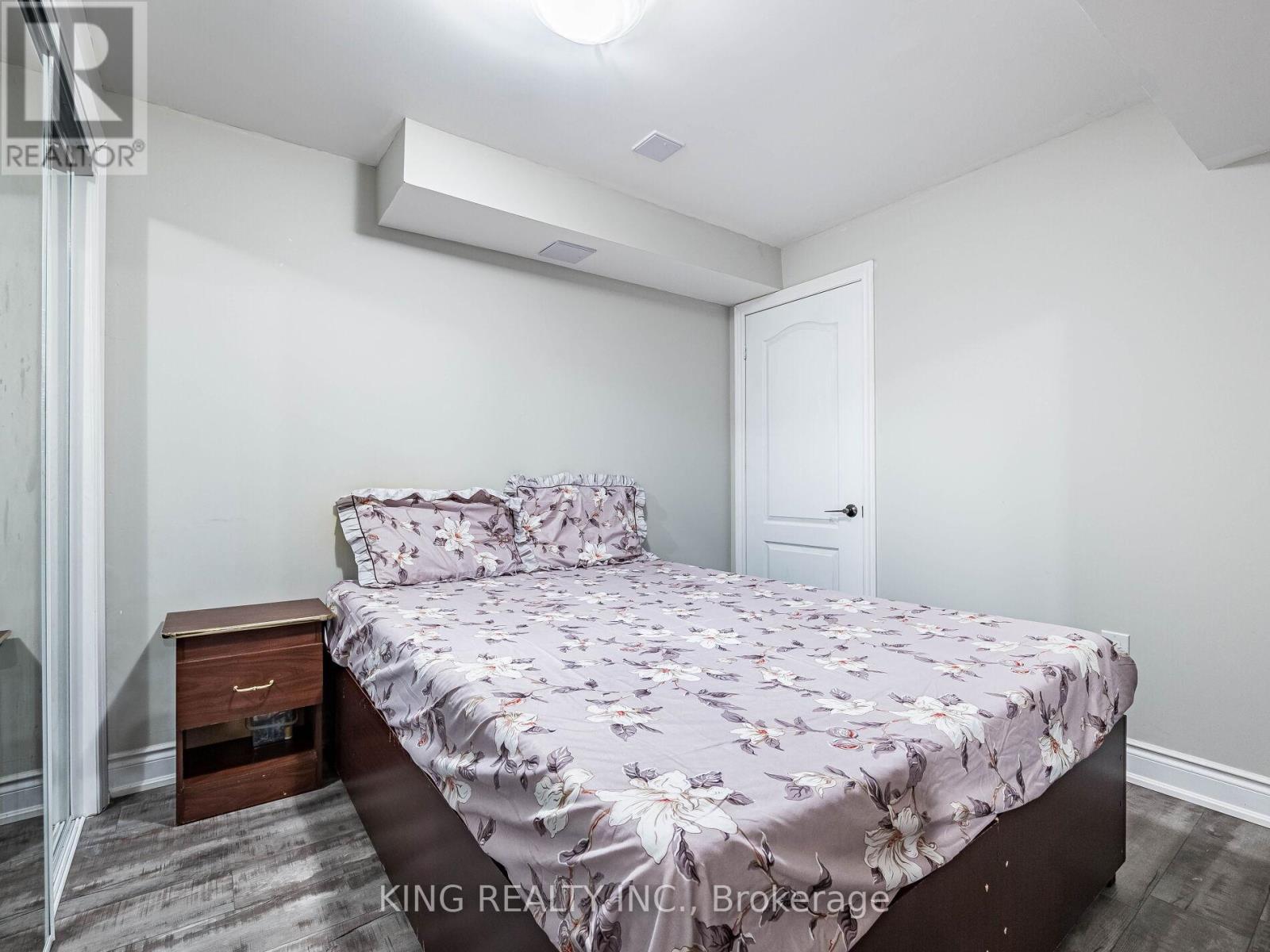 Photo 29 of 18 Ledger Point Crescent, Brampton ON
