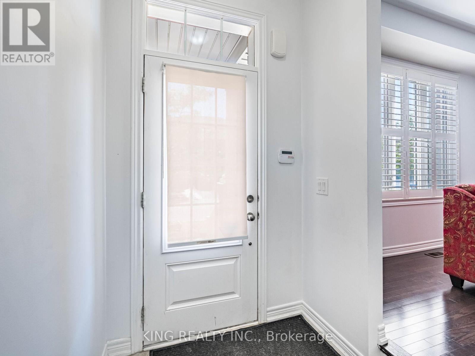 Photo 26 of 18 Ledger Point Crescent, Brampton ON