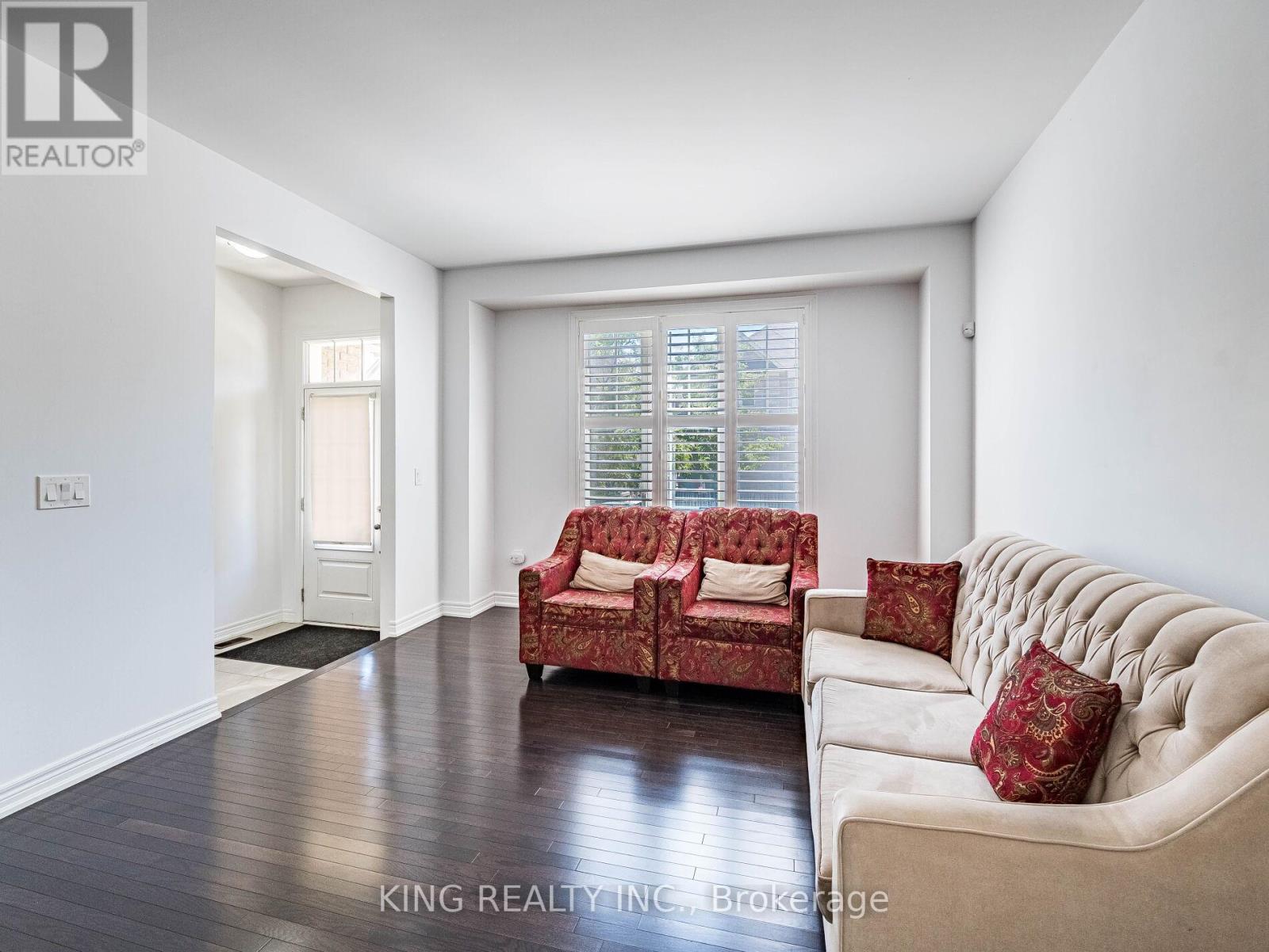 Photo 27 of 18 Ledger Point Crescent, Brampton ON