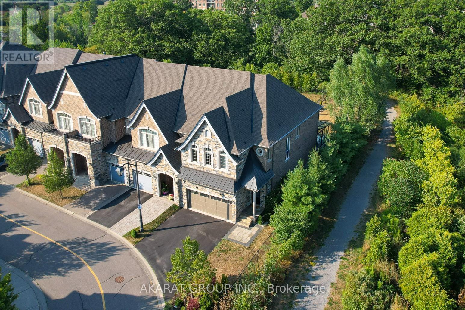 Photo 32 of 2449 Village Common, Oakville ON