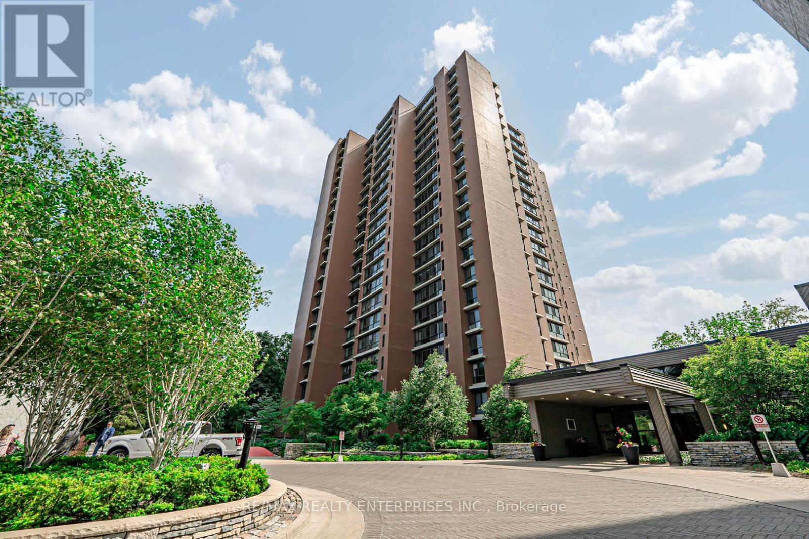 Photo 28 of 408 1400 Dixie Road, Mississauga ON