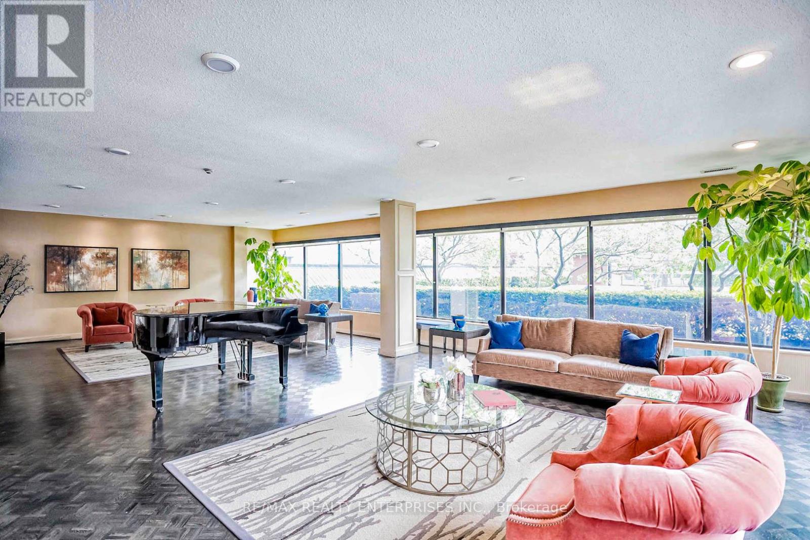 Photo 26 of 408 1400 Dixie Road, Mississauga ON