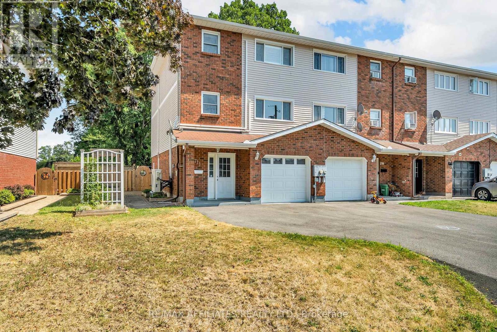 Photo 7 of 1711 Donald Avenue, Cornwall ON