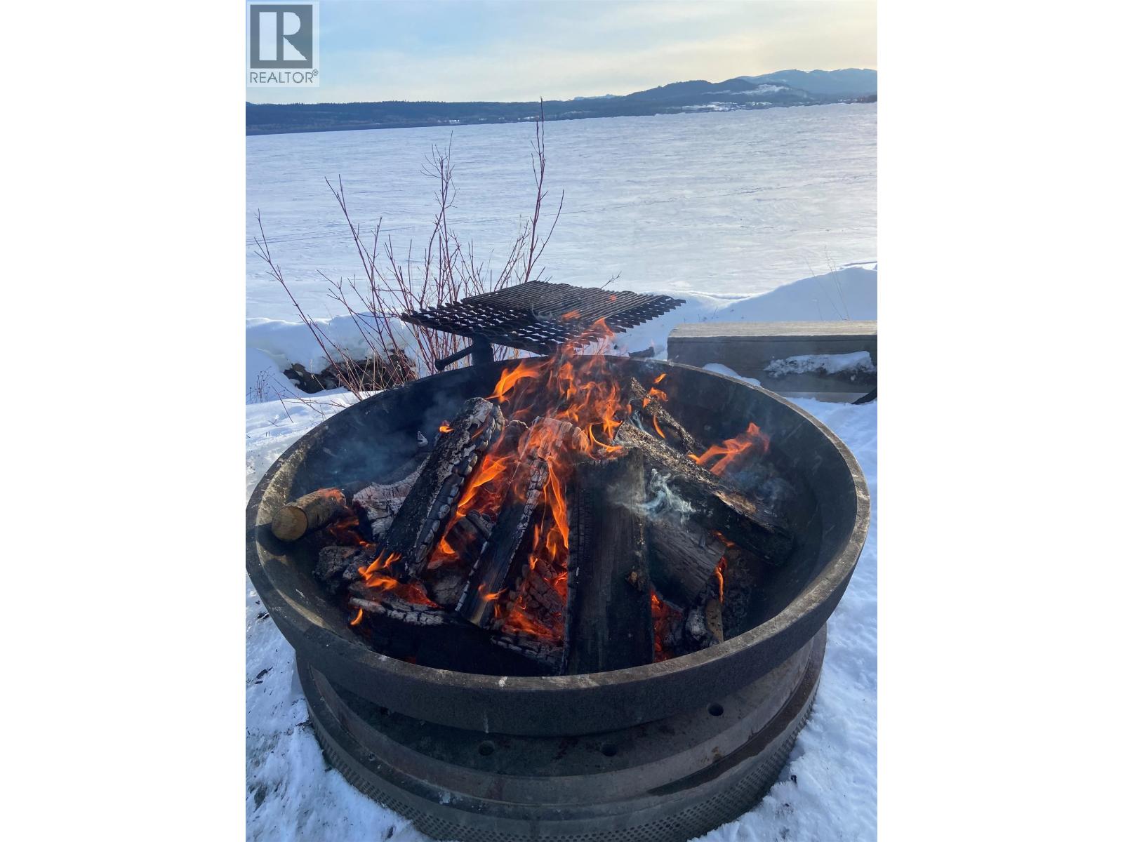 8687 GALA BAY ROAD, Fraser Lake