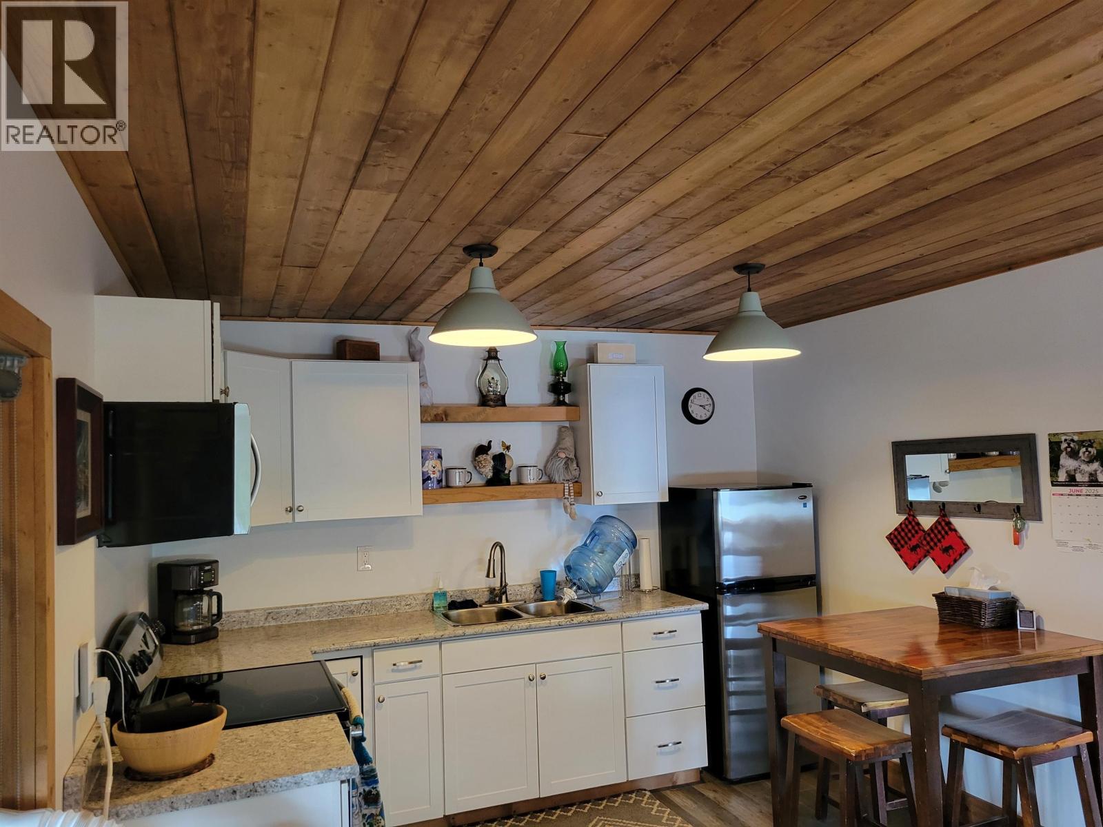 8687 GALA BAY ROAD, Fraser Lake
