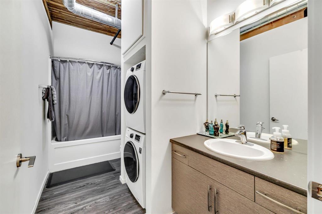 Photo 10 of 302 139 Market Avenue, Winnipeg MB