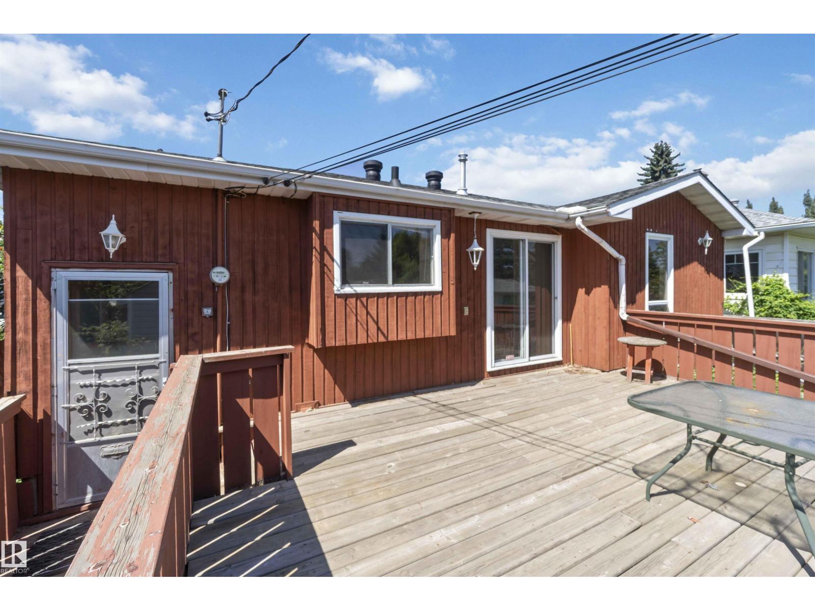 Photo 1 of 10951 118 St Nw, Edmonton AB