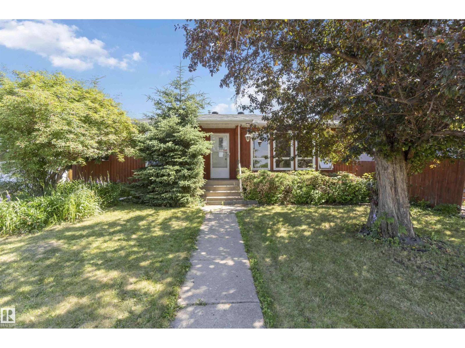 Photo 30 of 10951 118 St Nw, Edmonton AB
