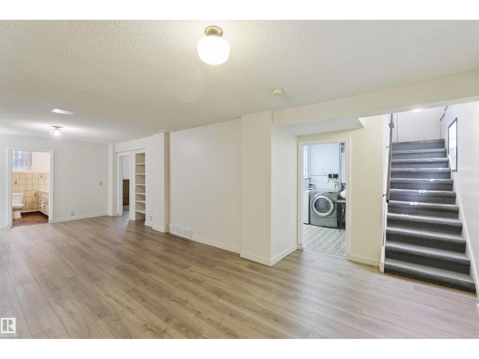 Photo 42 of 10951 118 St Nw, Edmonton AB