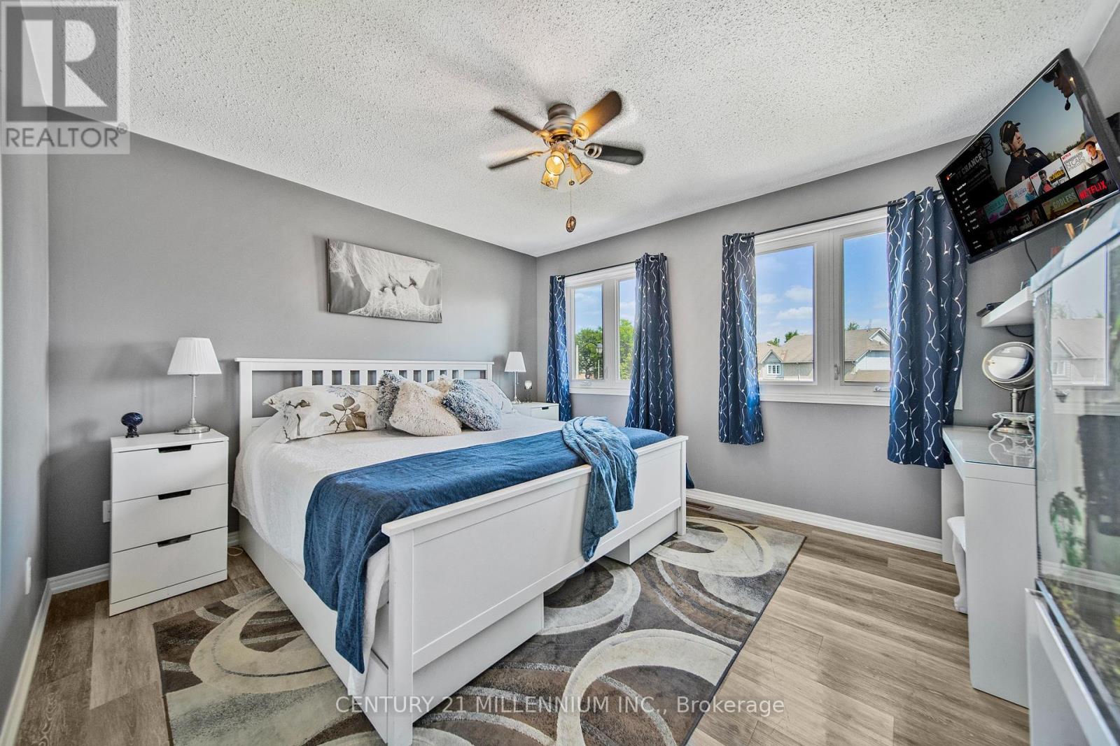 Photo 12 of 34 Gardenia Way, Caledon ON