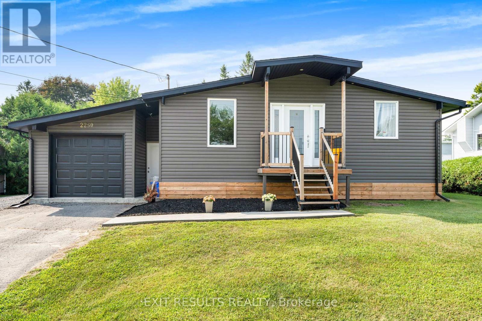 Photo 27 of 2250 Lapointe Street, Clarencerockland ON