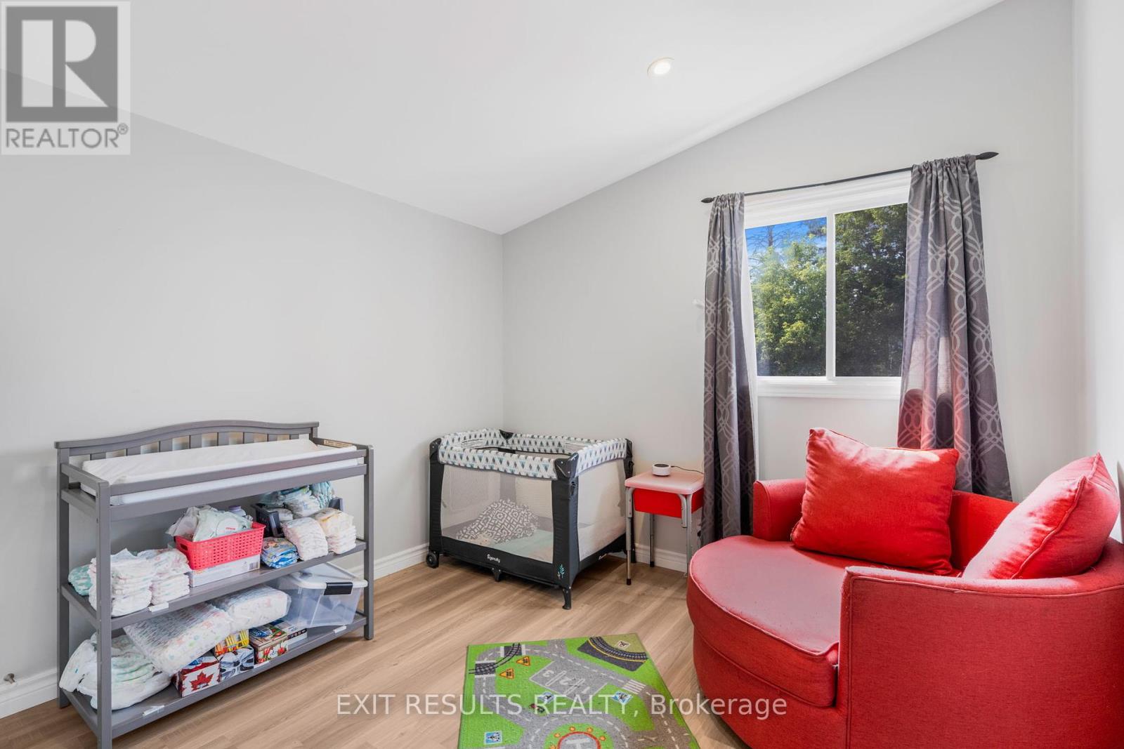 Photo 18 of 2250 Lapointe Street, Clarencerockland ON