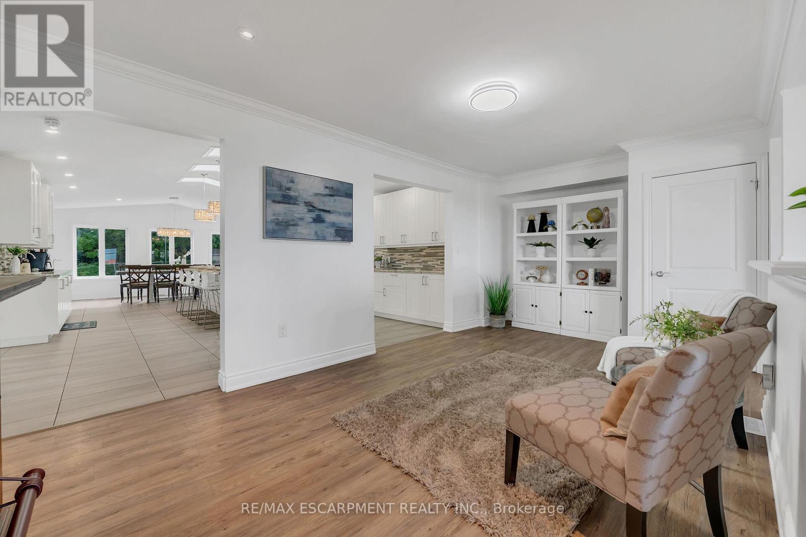 Photo 9 of 142 Mcneilly Road, Hamilton ON