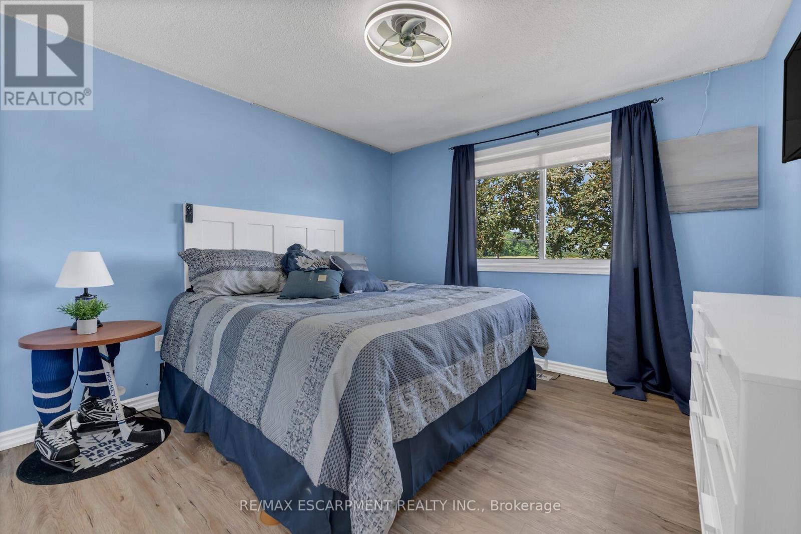 Photo 42 of 142 Mcneilly Road, Hamilton ON