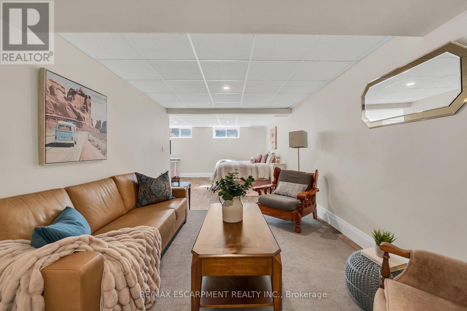 Photo 37 of 142 Mcneilly Road, Hamilton ON