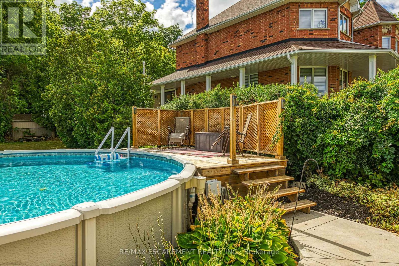 Photo 13 of 142 Mcneilly Road, Hamilton ON