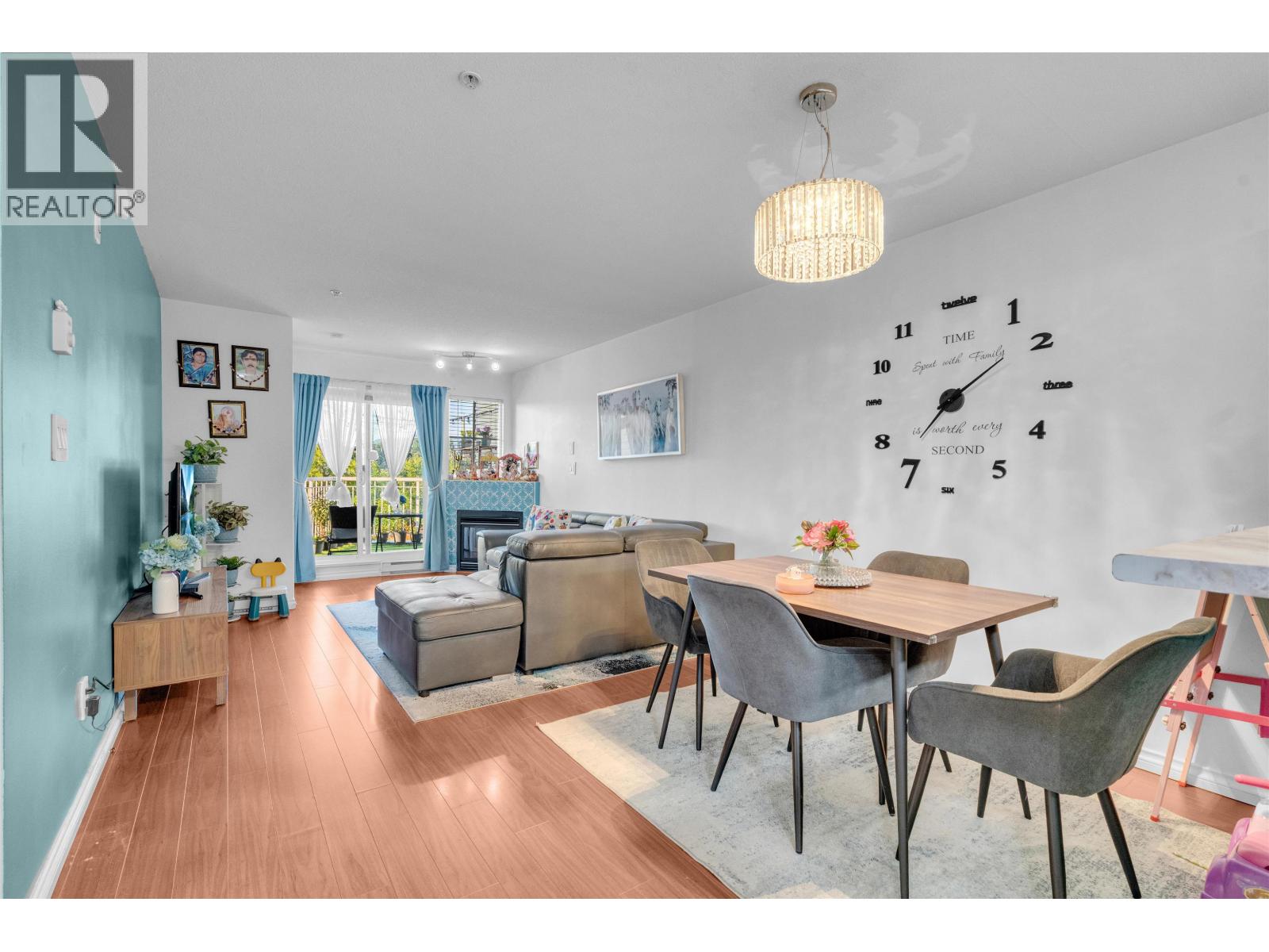Photo 10 of 102 2973 Kingsway, Vancouver BC