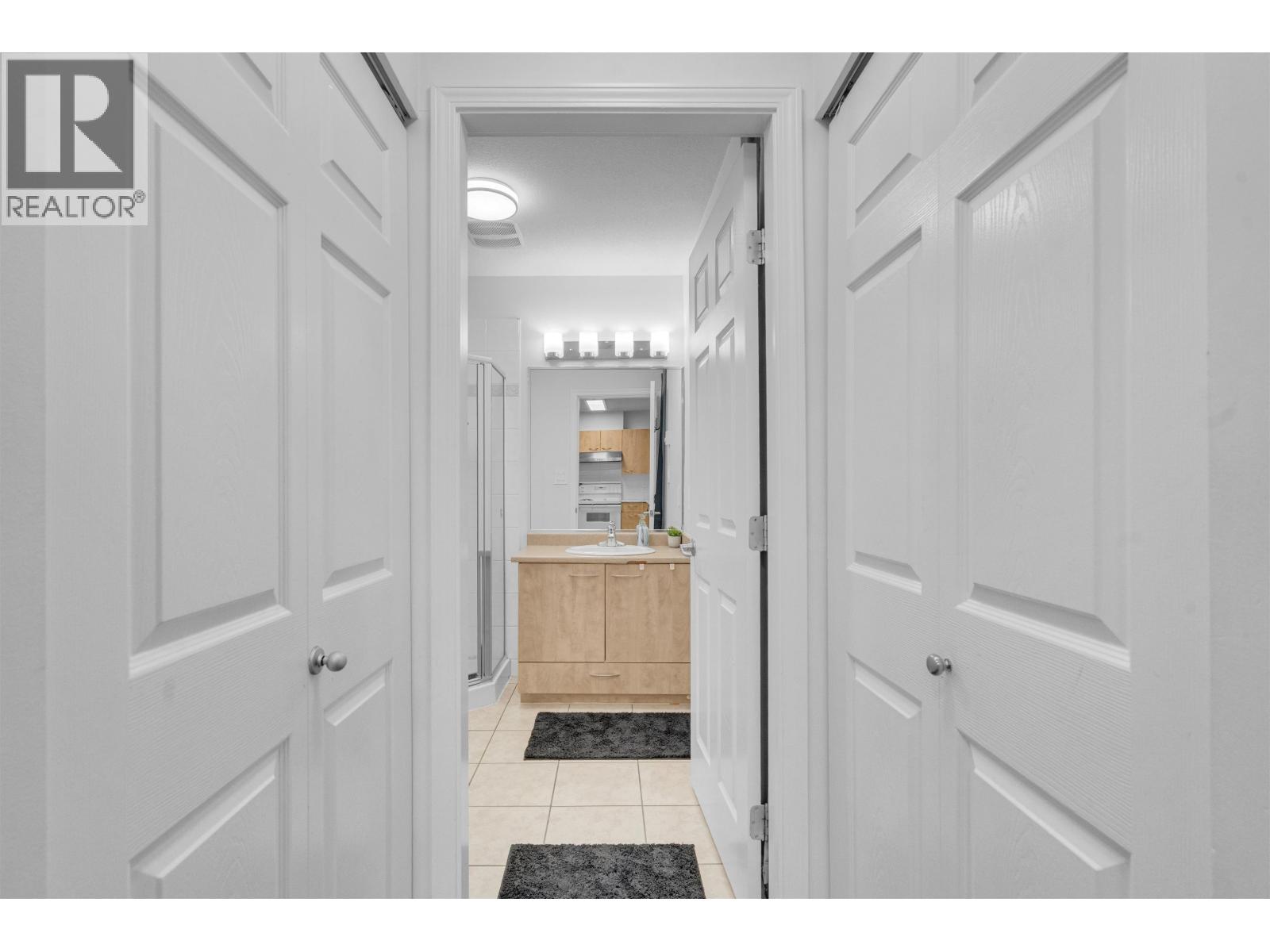 Photo 17 of 102 2973 Kingsway, Vancouver BC