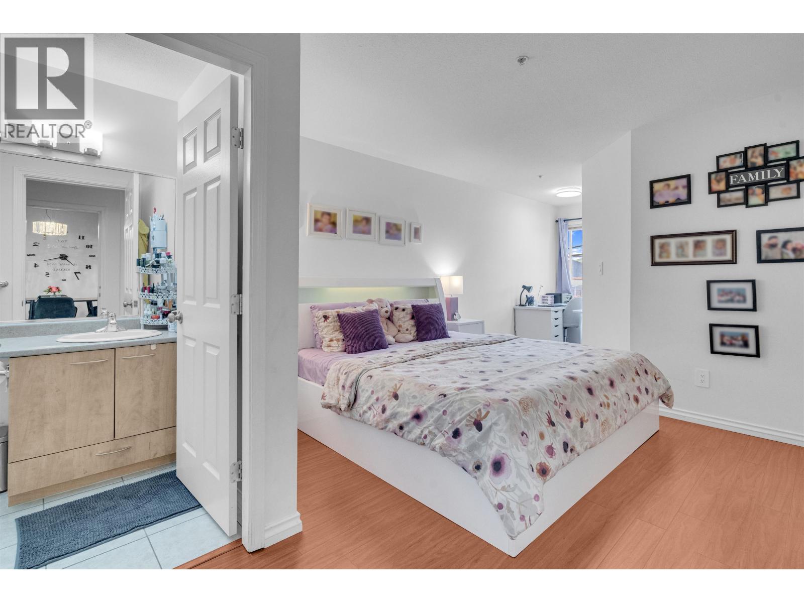 Photo 19 of 102 2973 Kingsway, Vancouver BC