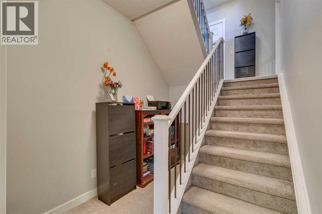 Single Family House 4 Level for Sale in  Sage Bluff Drive NW Sage Hill Calgary 