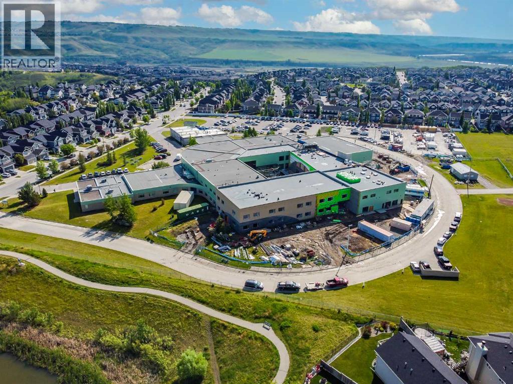 Photo 43 of 42 Willow Drive, Cochrane AB