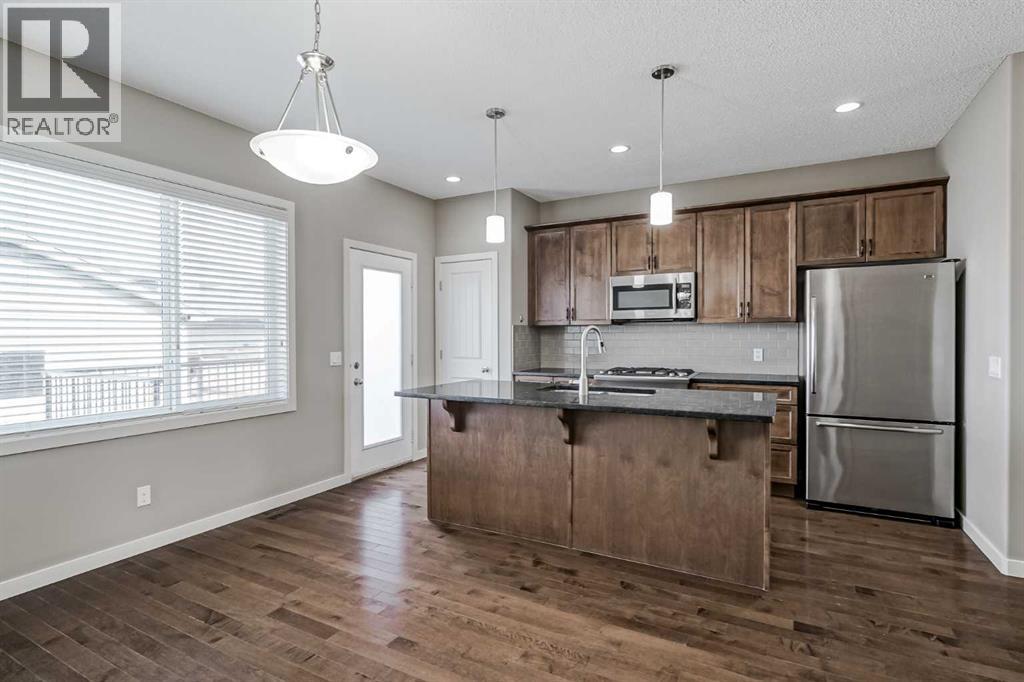 Photo 15 of 42 Willow Drive, Cochrane AB