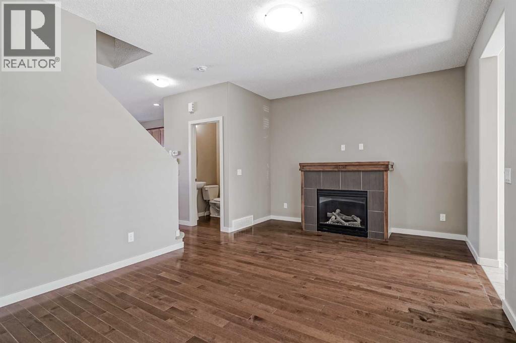 Photo 12 of 42 Willow Drive, Cochrane AB