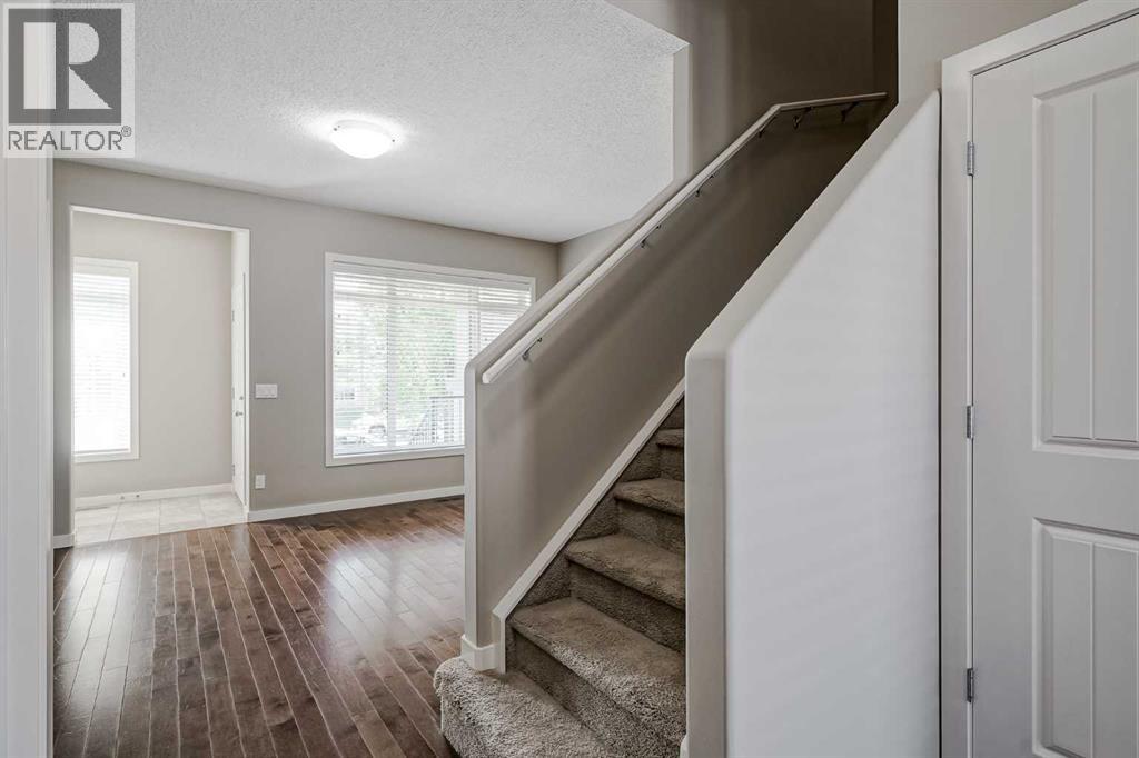 Photo 20 of 42 Willow Drive, Cochrane AB