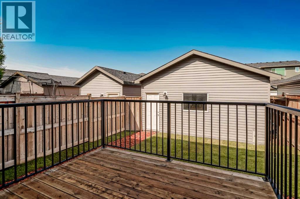 Photo 6 of 42 Willow Drive, Cochrane AB