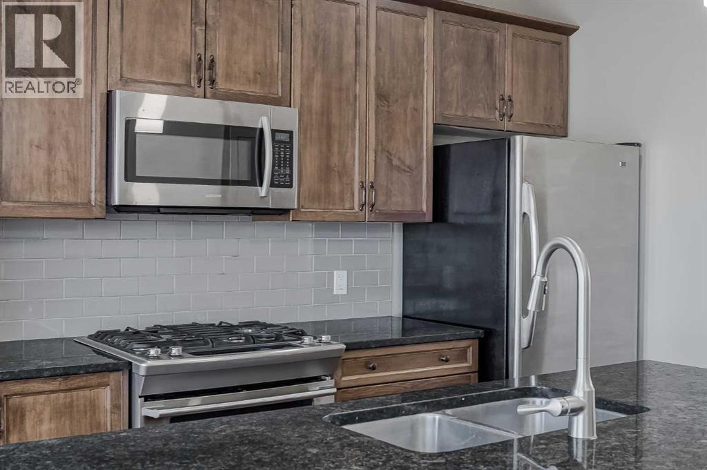 Photo 17 of 42 Willow Drive, Cochrane AB