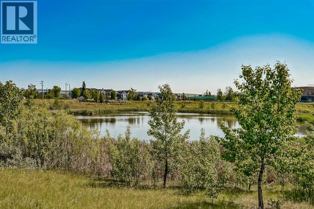 Photo 39 of 42 Willow Drive, Cochrane AB