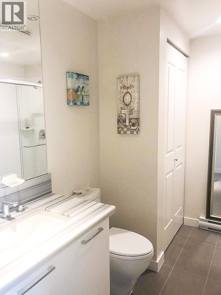 Photo 8 of 903 4880 Bennett Street, Burnaby BC