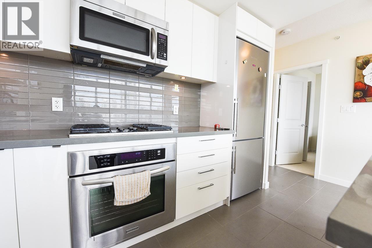 Photo 16 of 903 4880 Bennett Street, Burnaby BC