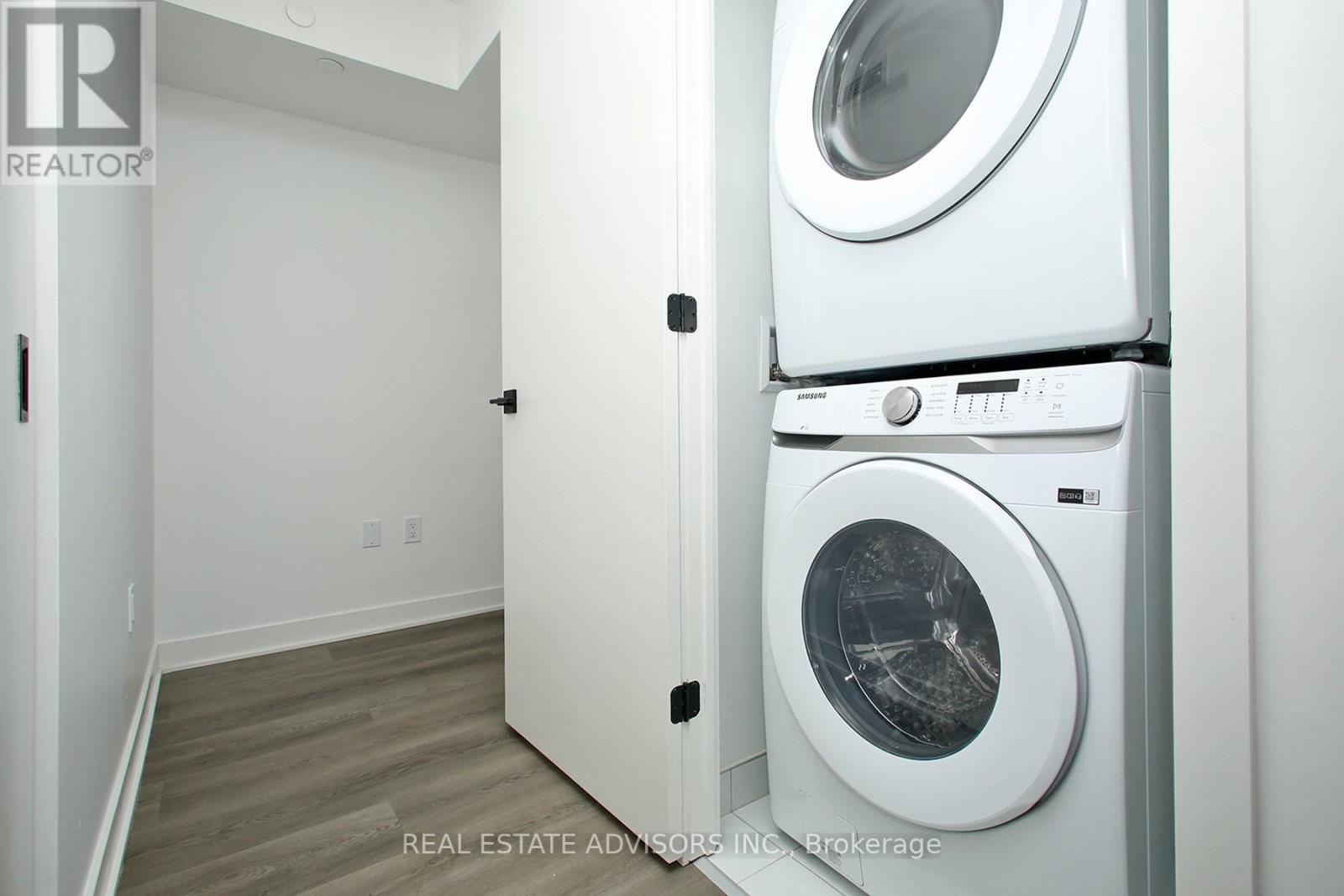Photo 13 of 502 36 Zorra Street, Toronto ON