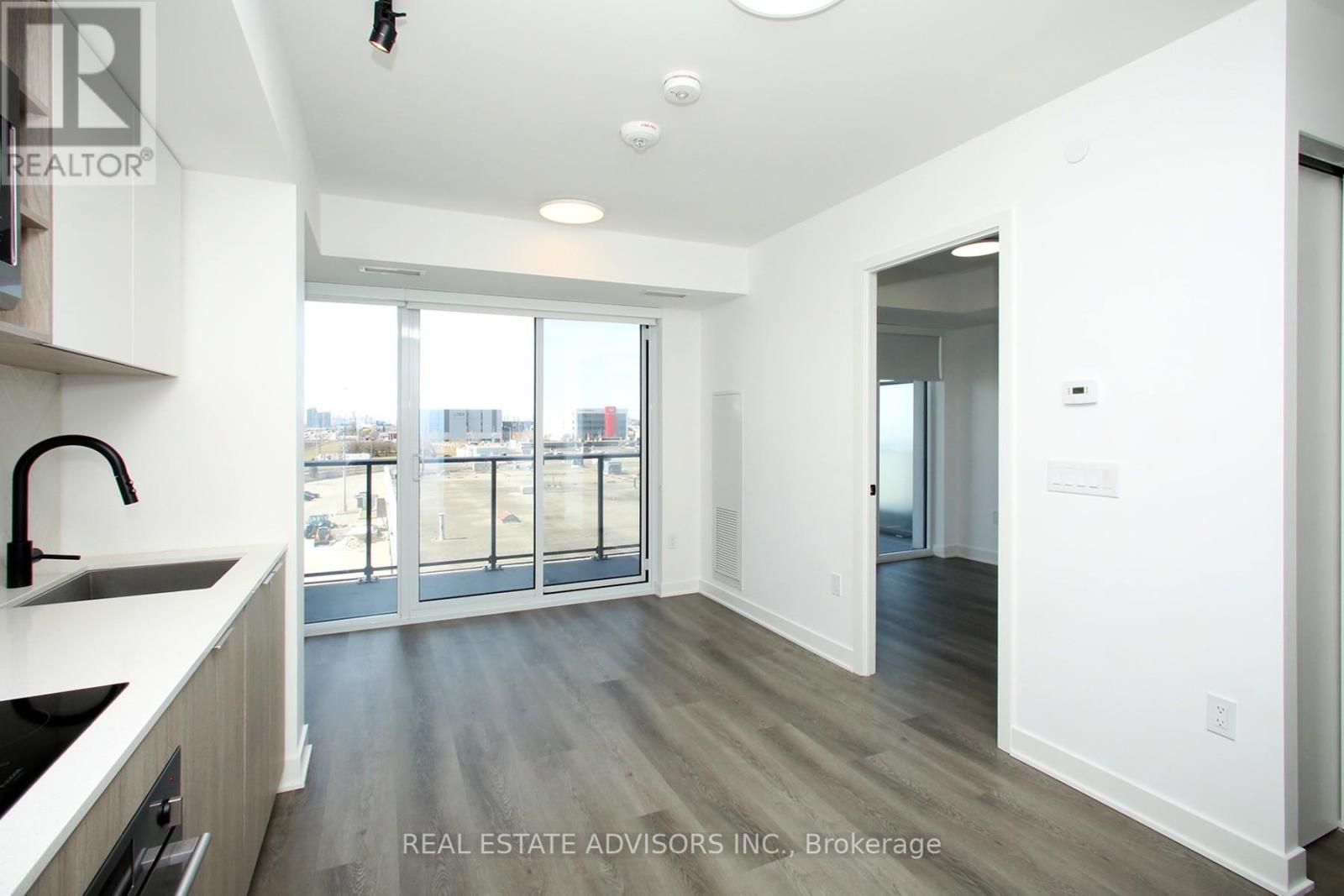 Photo 4 of 502 36 Zorra Street, Toronto ON