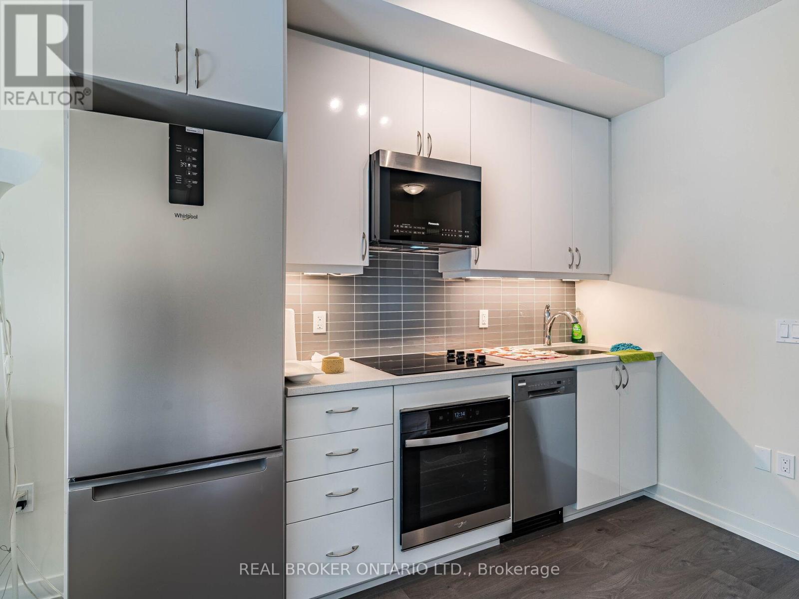 Photo 19 of 2906 38 Annie Craig Drive S, Toronto ON
