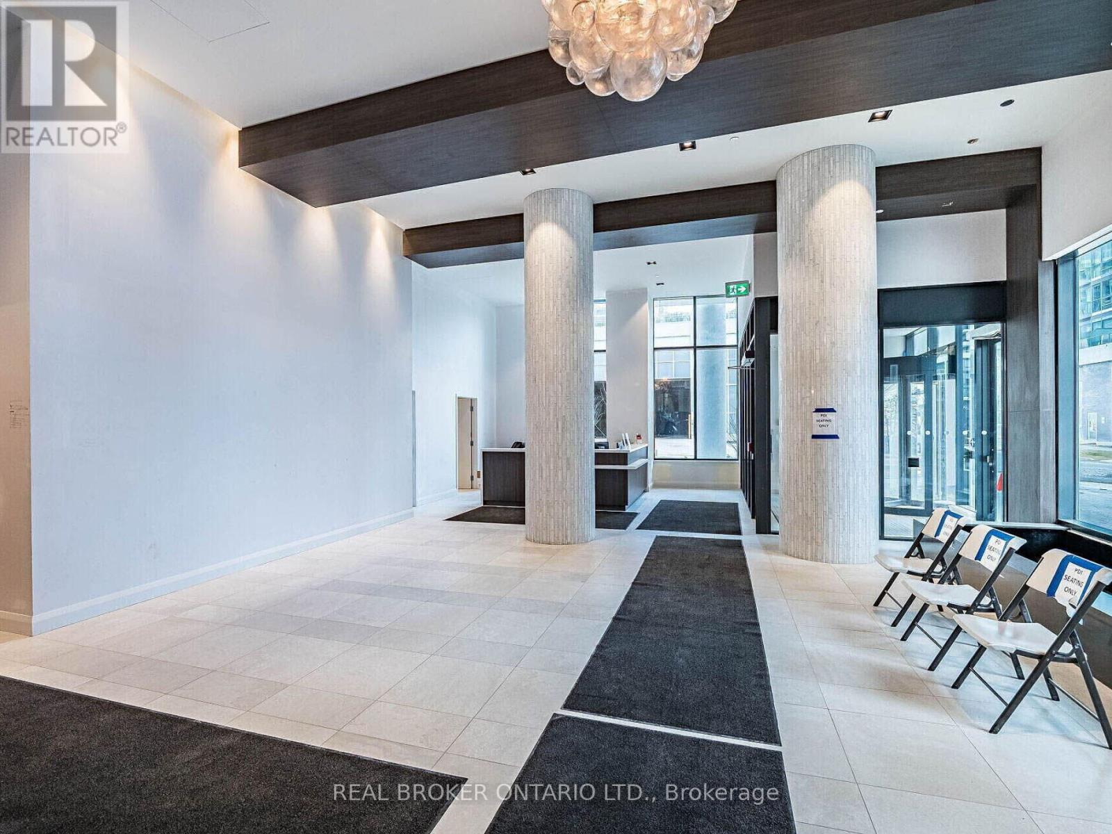 Photo 34 of 2906 38 Annie Craig Drive S, Toronto ON
