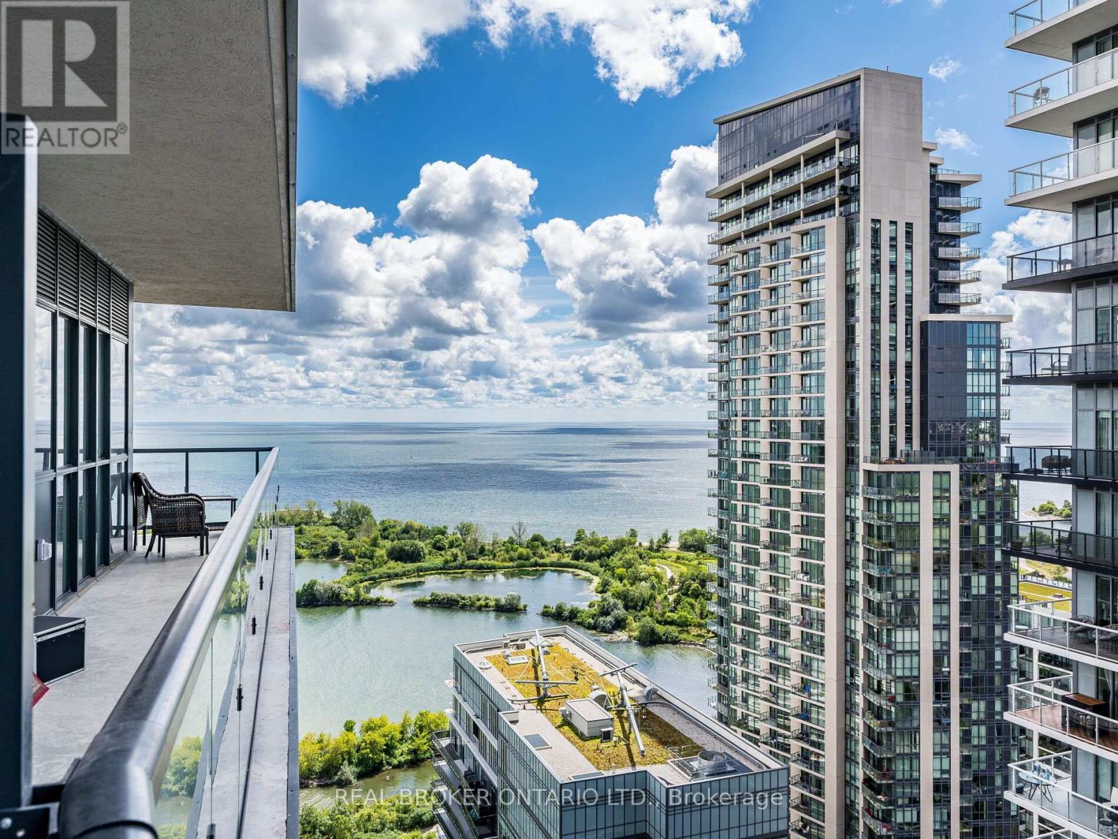 Photo 32 of 2906 38 Annie Craig Drive S, Toronto ON